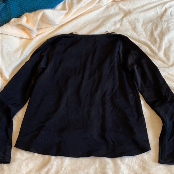 Black long sleeve - Picture 6 of 6